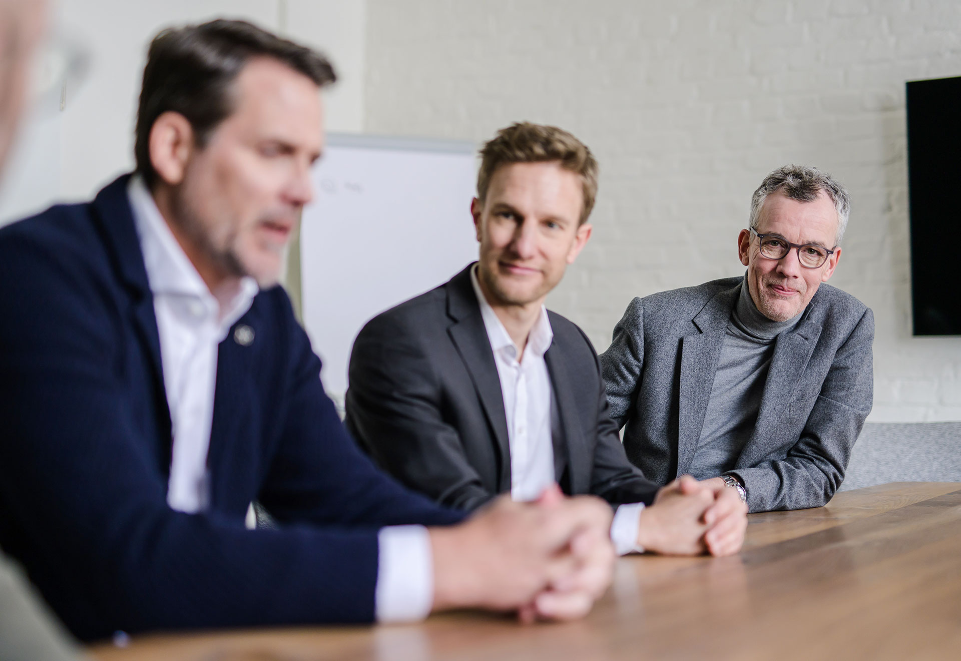 NOVIA GmbH Consulting und Baumanagement - Businessmeeting der Geschäftsführung, Markus Schramm im Fokus